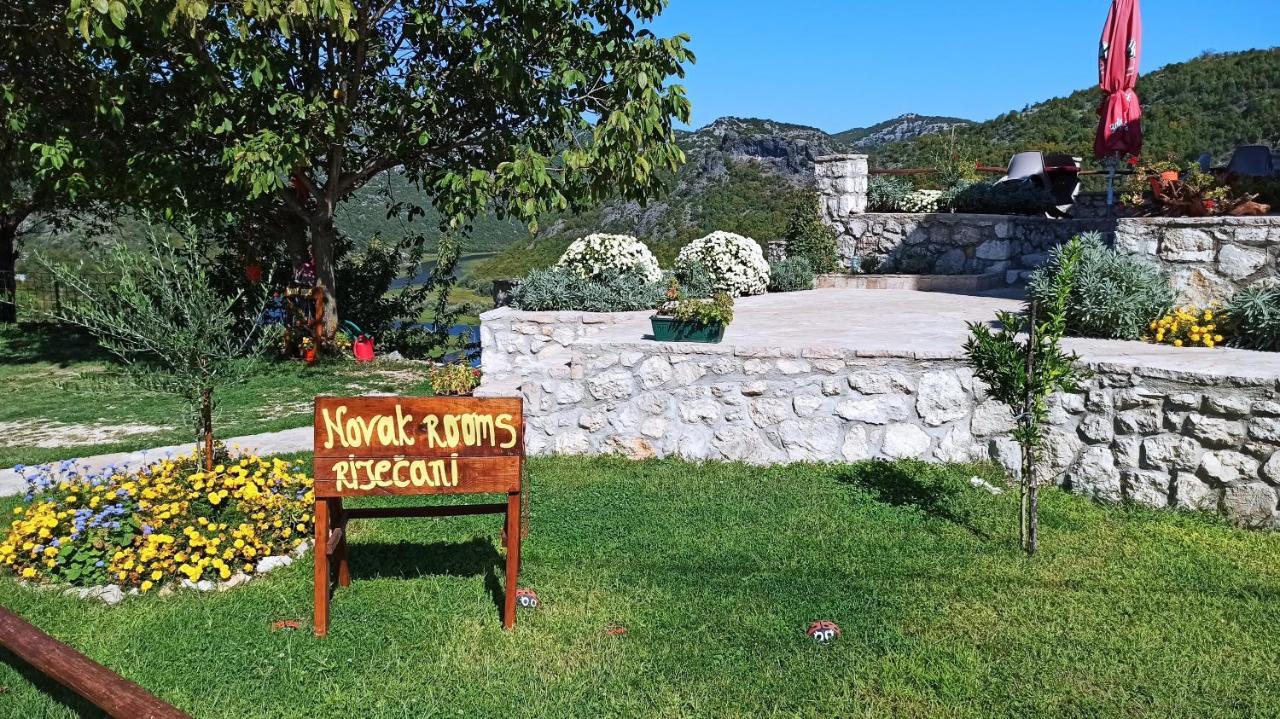 Village House - Novak Rijecani Rijeka Crnojevica Bagian luar foto